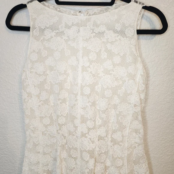 Nina Ricci Cream/Off Ivory White Knee Length Lace Dress Size FR 38 - Picture 2 of 16